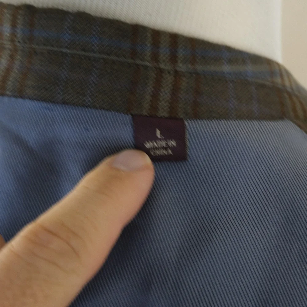 Johnston & Murphy Large Sport Coat 100% Wool Brown Plaid Two Button Double Ventd